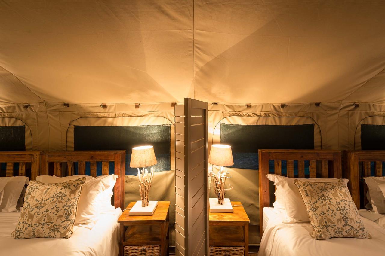 הוילה הודספרויט Rukiya Safari Camp מראה חיצוני תמונה